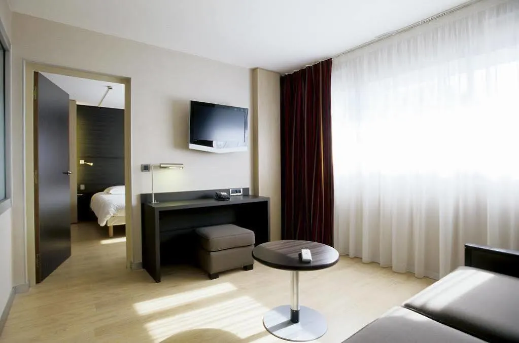 Oceania Quimper Hotel