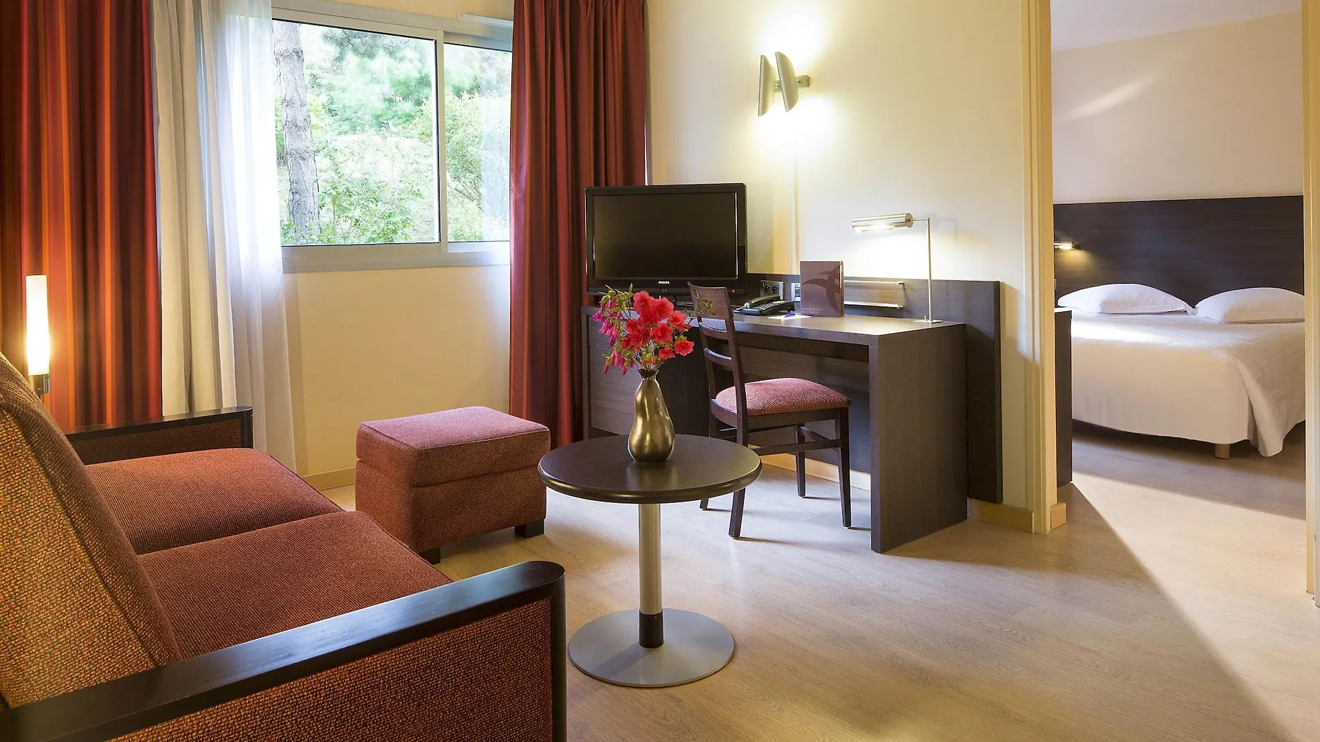 Oceania Quimper Hotel 4*,  France
