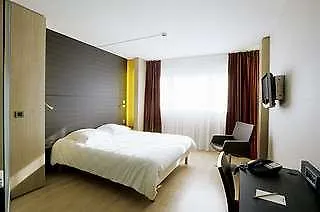 Oceania Quimper Hotel