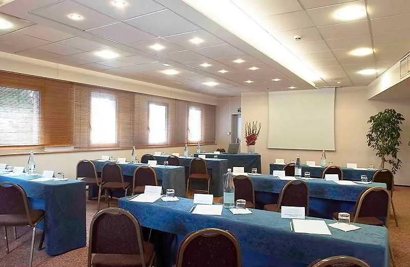 Oceania Quimper Hotel 4*,