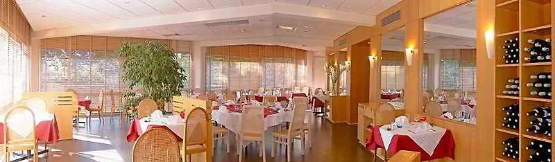 Oceania Quimper Hotel 4*,  France