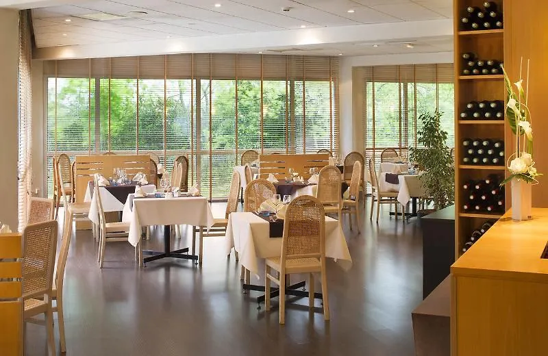 Oceania Quimper Hotel