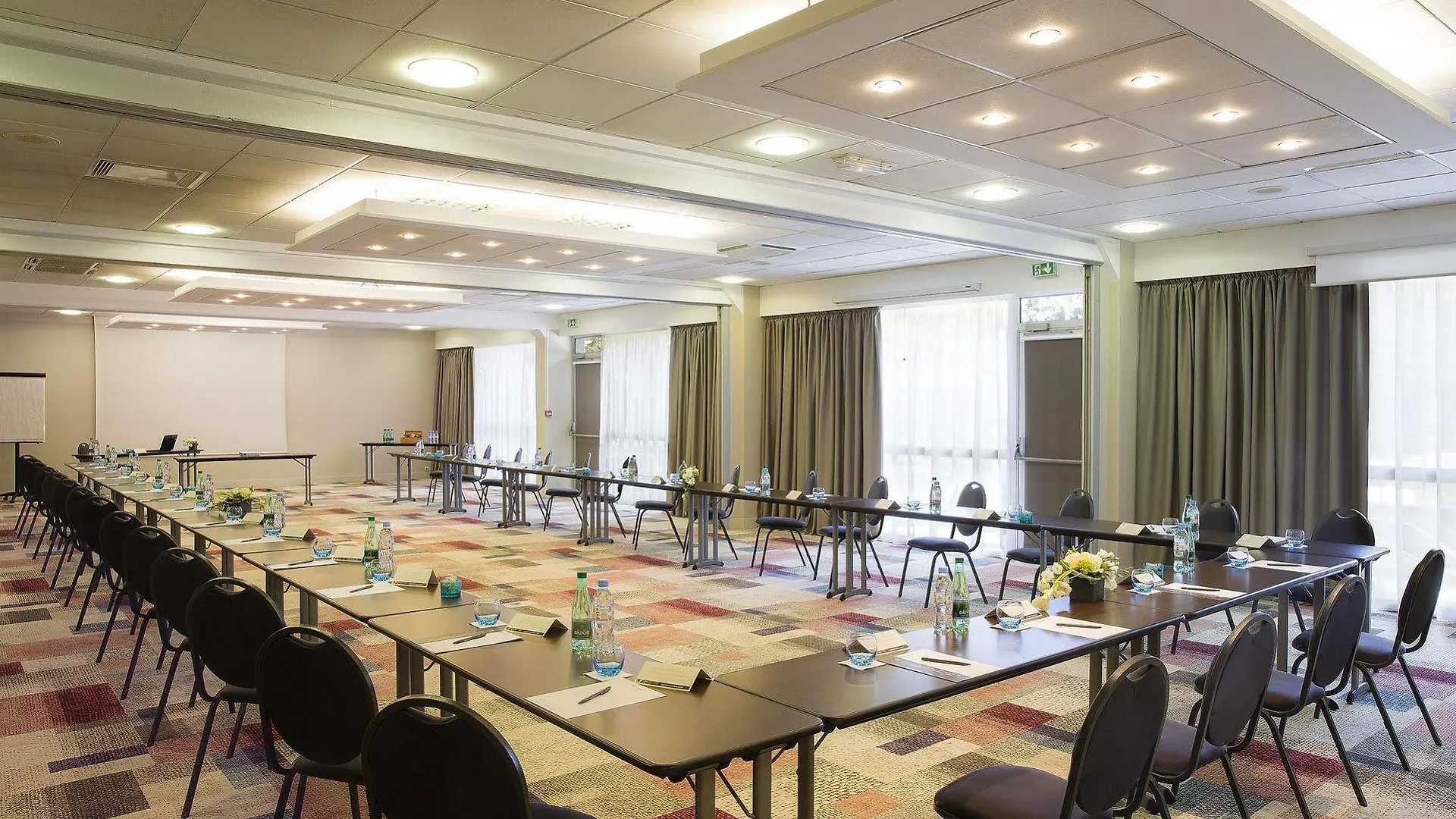 Oceania Quimper Hotel 4*,  France