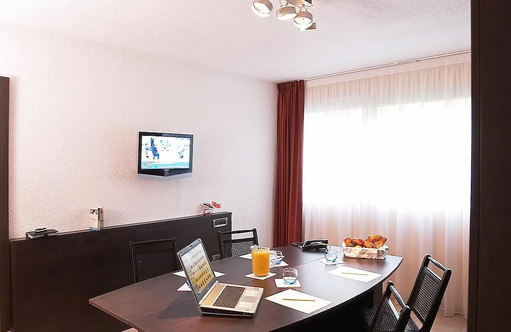 Oceania Quimper Hotel